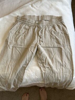 Light Beige Women’s Drawstring Linen-Blend Pants